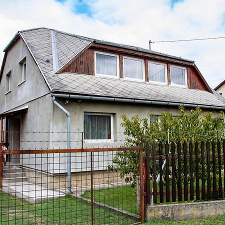 Luca Apartman Esztergom Exterior photo
